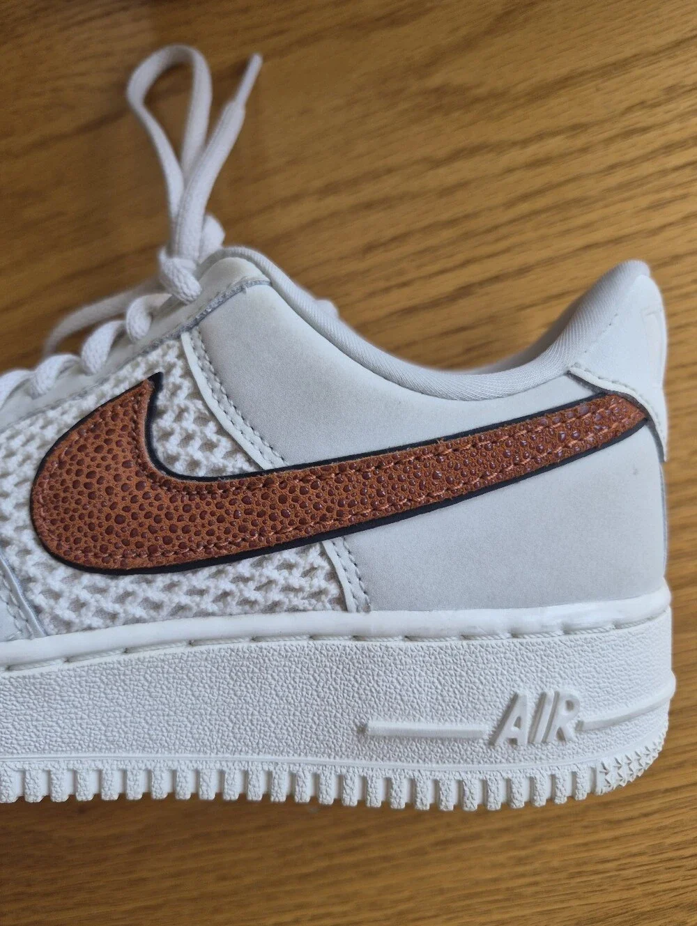 Nike Air Force 1 Women's Basketball Leather Size 7.5